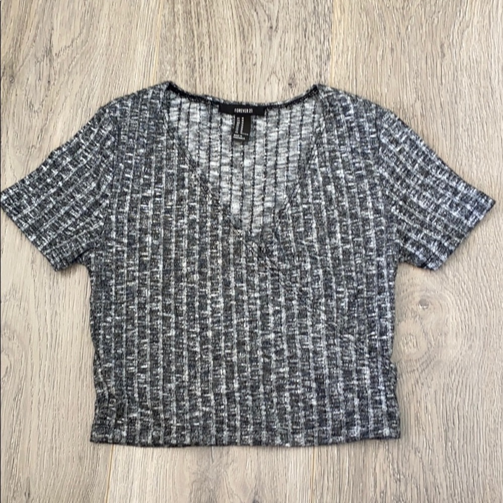 FOREVER 21 RIBBED TOP BRAND NEW NO TAGS